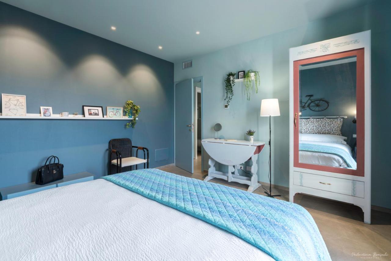 Draisina Bike Apartments Due أوليجو كاستيلّو المظهر الخارجي الصورة